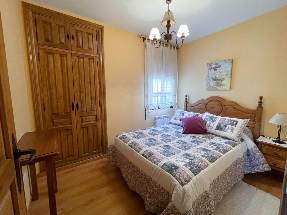 나바레돈다 데 그레도스 La Nava De Gredos Acogedor Piso Con Vistas 아파트 외부 사진